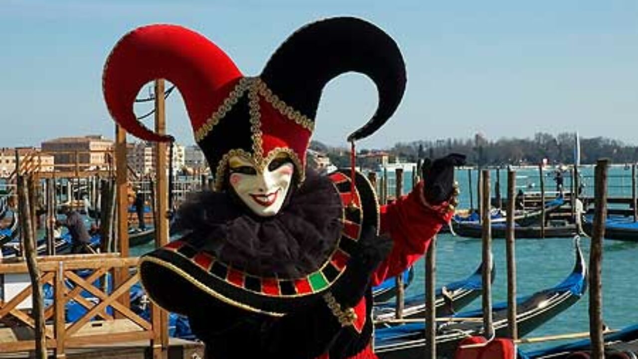 CARNEVALE 2014, PROIBITI PETARDI E BOMBOLETTE SPRAY – Lecco News